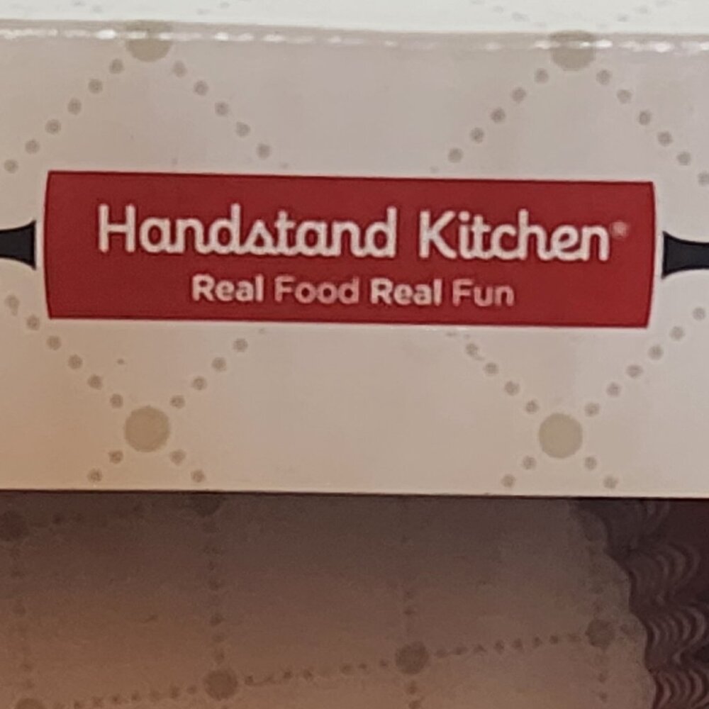 Handstand Kitchen I Love Cocoa Deluxe 50pc Cocoa Bomb and Mug Hugger Gift Set - Picture 10 of 16